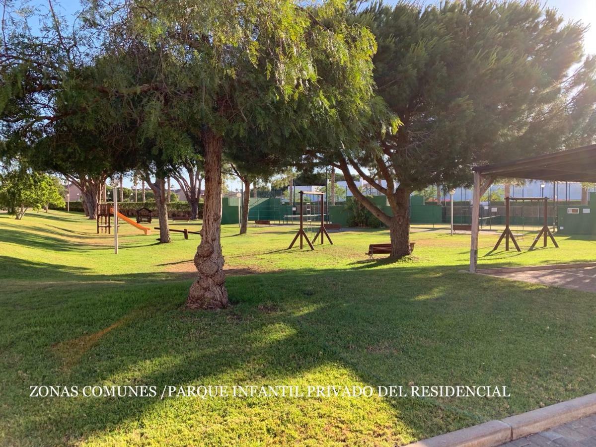 Novo Sancti Petri - Adosado Residencial El Trebol - Chiclana Villa Chiclana de la Frontera Eksteriør bilde